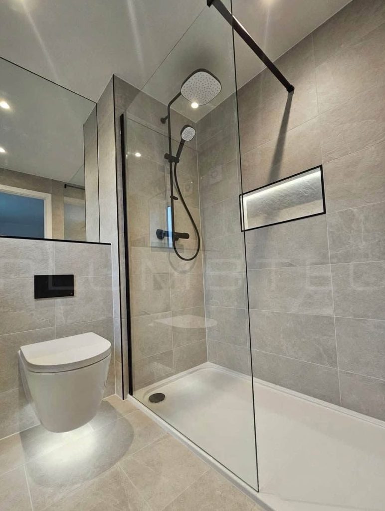 bathroom finished to a high standard marbella